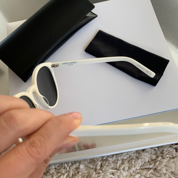 Saint Laurent unisex round white frame sunglasses - Picture 5 of 8